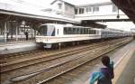 Panorama-Steuerwagen KU-RO 212-4 (クロ212-4)(KUク=Wagen eines elektr.Triebzugs mit F�hrerstand;ROロ=Wagen der Luxusklasse).5 ...