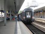 Ein EC6 von Chur nach Hamburg-Altona.Am 25.07.08 beim Halt in ...