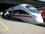 ICE 33 steht mit +50 im Hamburger Hbf und wartet ...