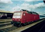 120 142 mit einem abgestellten Interregio im August 2000 im ... 120 142 mit einem abgestellten Interregio im August 2000 im ...