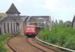 Berliner S-Bahn, Baureihe 485 in rot, Vollzug unterwegs von Treptower ...