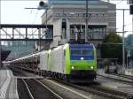 ...und zwei Re 485 verlassen am 29.07.08 den Bahnhof von ...
