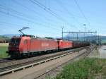 Zwei BR 185 fahren am 28.06.2008 mit einem GZ bei ...