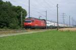 Re 460 117-5 befindet ...  Sandro Gadola 16.08.2008