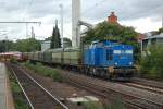 204 013 (PRESS) mit einem Holzhackschnitzelzug beim rangieren am 20.8.2008 ...