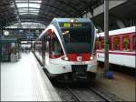 ZB Triebzug ABe 130 004-5 steht am 30.07.08 im Bahnhof ...