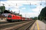 br-1016 1016 008 durchf�hrt mit einem REX 1504 von Schwarzach-St.Veit komment den Bahnhof Brixlegg. Ziel ist Innsbruck Hbf. (05.07.2008)
