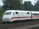 ET 401 052 f�hrt am 06.08.2008 in Hamburg-Harburg ein.  ...