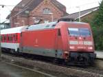 BR 101 mit Zugen BR 101 044 zieht einen CNL durch HH-Harburg in Richtung S�den (06.08.2008)