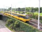 stadtbahn-stuttgart-fahrzeuge Die U2 zwischen Mineralb�der und Mercedesstra�e auf dem Weg nach Neugereut
