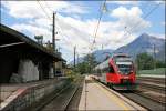4024 098 erreicht als R 5114, von Telfs-Pfaffenhofen komment, den ...