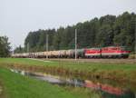 br-1142 1142 600 + 1142 671 sind am 29.08.2008 sehr zu meiner Freude
mit einem Kesselwagenzug in Wartberg/Kr.durchgefahren.