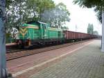 Mit kr�fteraubenden 35(!!!) Eaos-Wagen m�ht sich SM42-755 am 26.08.08 auf ...