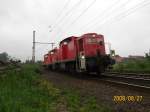 295 017-8 zieht zwei BR 363 Richtung L�beck kurz nach ...