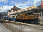 Ge6/6l 414 am 23.8.08 mit einem Hochzeitszug in Pontresina.  ...