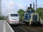 Generationentreff in Bochum Hbf.,rechts die DB 261 671-2,Gleis 4,
links der ...