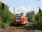 426 010-5 als RB 31352 nach Schaffhausen bei der Einfahrt ...