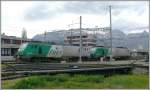 437049 und 437046 hinter der Drehscheibe in Buchs SG. (02.05.2008) ...