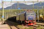 IORE Eine Iore Lok der LKAB durchf�hrt mit ihrem schweren Erzzug am 05.08.08 Abisko �stra in Richtung Narvik.
