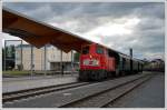 br-2067 Durch die Initiative eines Triefahrzeugf�hrers der Traktion Graz  fand am 21.9.2008 eine Fotosonderfahrt mit 2067 001-4 von Graz nach Bad Radkersburg (mit Fotopendelfahrt Radkersburg-Murek-Radkersburg) statt. Die Waggons dazu stellte die GKB zur Verf�gung. Weiters wurde der Buffetwagen der Steirischen Eisenbahnfreunde mitgef�hrt. Die erste Aufnahme zeigt LP 8560 kurz vor der �berstellung vom Graz-K�flacher Bahnhof auf den Grazer Hauptbahnhof. Im Hintergrund ganz klein zu sehen, der Grazer Uhrturm.