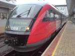 5022 018-5 der �BB in Bahnhof St. Valentin am ...