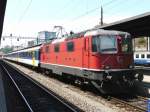 SBB - Re 4/4 11124 vor Regio in Fribourg ... SBB - Re 4/4 11124 vor Regio in Fribourg ...