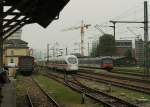 Generationentreffen zweier spurtstarker Triebz�ge in Thayngen: ICE 415 nach Z�rich ...