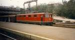Ae 6/6 am 03.10.1987 mit Reisezuge in Winterthur.  ...