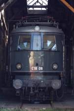 Blick in das Rundhaus Europas im Bahnpark. E 18 08 ...