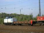 EBW V60.20 in BO-Ehrenfeld bei Rangierarbeit,der Rangierer und die Lok ...
