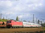 Die 120 101-1 mit IC 2011 auf dem Weg nach ...