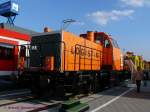 InnoTrans 2008 Auch Alstom zeigt auf der Innotrans-2008 eine modernisierte Lok:
Die 214 009  wurde auf Basis einer DB-V 100 (212) nach dem Konzept 'BR 214' durch die Alstom Lokomotiven Service GmbH in Stendal f�r die BBL Logistik GmbH als Betreiber neu aufgebaut. 

28.09.2008 INNOTRANS Berlin