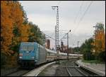BR 101 Werbelokomotiven 101 016-4 fuhr am 3.10.2008 mit einem IC von N�rnberg nach Karlsruhe durch den herbstlich gef�rbten Bahnhof Goldsh�fe.
