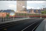 Berlin, 23.06.2007, S7 nach Potsdam Hbf f�hrt in den Berliner ...