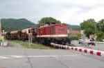 199 872-3 mit Kalkwagen f�hrt durch Ilfeld ins nahe gelegene ...
