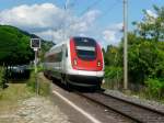 SBB - Durchfahrender ICN im Bahnhof Ligerz am 09.08.2008 ...