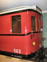 Hist. U-Bahnwagen 563 im ...  ERHARD BEYER 18.10.2008