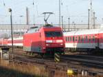 BR 101 aus dem Nachtzug Paris -Berlin wartet auf die ...