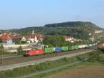 185 275 zieht ein Hangartner Wechselpritschenzug durch Retzbach-Zellingen.27.09.08  ...