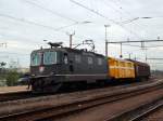 Gleichviel Antriebsachsen wie Last: Re 4/4 III 11354 f�hrt am ...