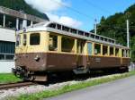 BOB Berner Oberland Bahn BOB - Zahnradtriebwagen ABDeh 4/4 302 hinter dem Depot in Zweil�tschienen am 16.08.2008