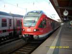 br-427-stadler-flirt-3-teilig RE 33391 Rostock-Sassnitz am 28.10.2008 in Stralsund mit Flirt 427 002/827 002/302/602/427 502.