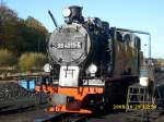 Rugensche Baderbahn - Rasender Roland Neuzugang beim Rasenden Roland:99 4011 beim Wassernehmen am 28.10.2008 in der Einsatzstelle Putbus.