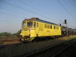 ST43 060DA-1010 f�hrt am Ende des Zuges am 10.06.2008 durch Krak�w Mydlniki.