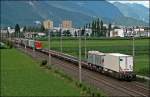 unterinntalbahn Impression einer Rollende Landstra�e: 10 Trucks nutzen diese RoLa, bestehend aus 17 Niederflurwagen, von Trento nach W�rgl. (08.07.2008)
