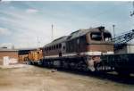 br-220-dr-v-200-dr-120 Ausrangierte Taigatrommel im Juli 1997 im damaligen Bw Berlin Pankow.
