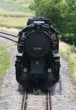 br-52 52.4984 im Juni 2008 von Ernstbrunn richtung Korneuburg unterwegs,
Lokf�hrer und Heizer genie�en die Landschaft