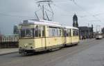 dresden-tatras-museumswagen-und-alles-andere Historischer Zug des Strassenbahnmuseums Dresden,
im Rahmen eines kleinen Korsos - 135 Jahre Strassenbahn Dresden -,
am 02.06.2007 auf der Augustusbr�cke.
Triebwagen ET 57(1587)mit Beiwagen EB 57(263011-8 )