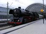 03 1010-2 hat sich mit ihrem Sonderzug am 2.12.2007 im ...