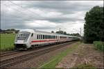 IC-Zuge und IC-Wagen Steuerwagen vorraus ist InterCity 2291, Stuttgart Hbf - Salzburg Hbf, bei Vogl unterwegs. N�chster Halt ist Rosenheim. (09.07.2008)

